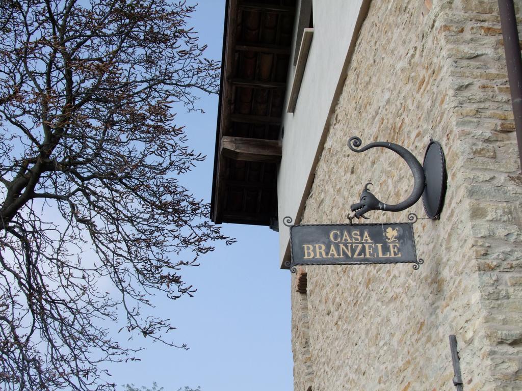 Bed and Breakfast Casa Branzele Trezzo Tinella Exterior foto